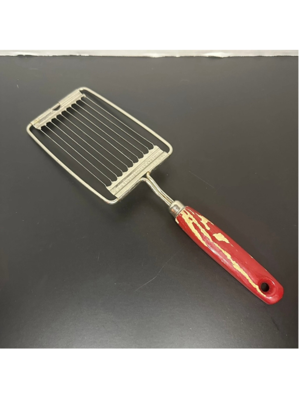 Vintage Echo USA Tomato / Egg / Cheese Slicer w Serrated Blades Red Wood Handle